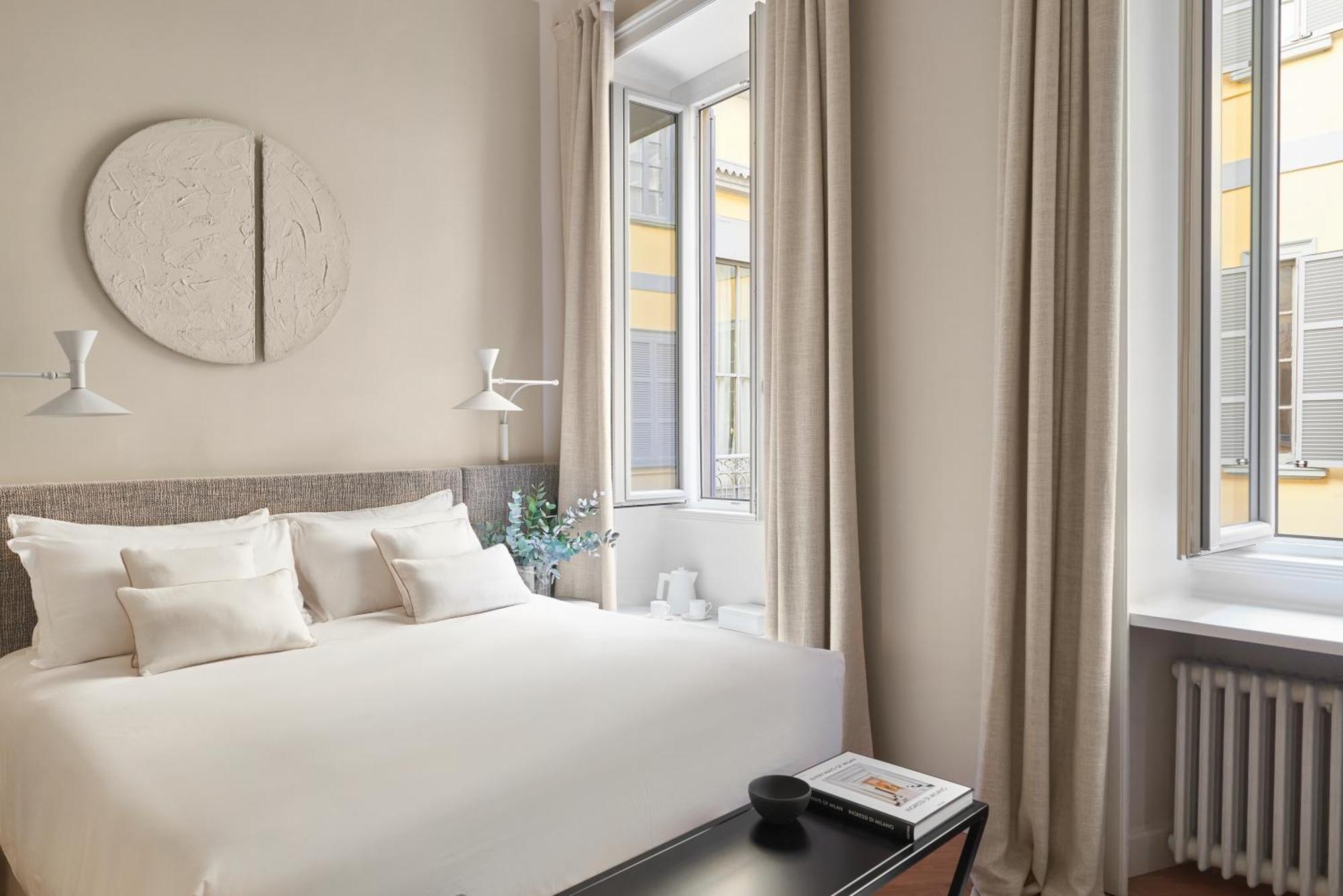 Crossing Manzoni Guest house Milan